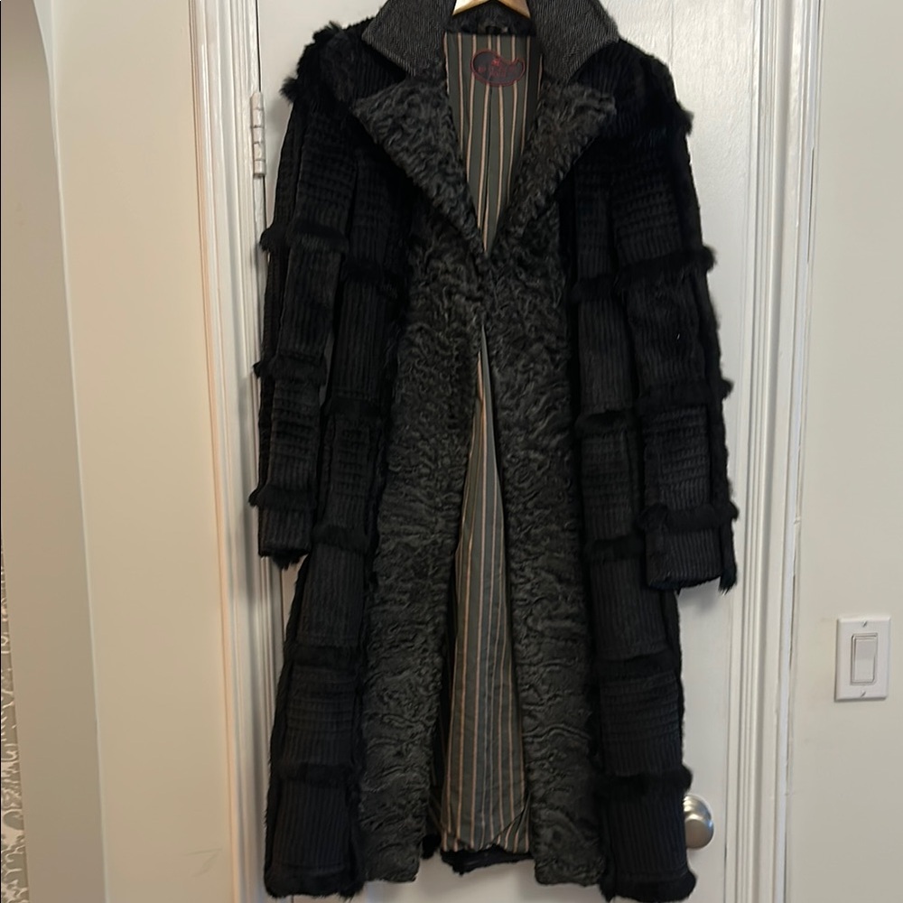 Elegant Etro Black and Gray Women's Coat